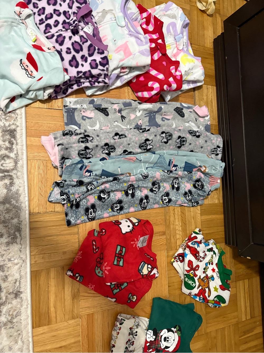 Bundles of 12x pyjamas 3 years fleece holiday, Disney- Carters